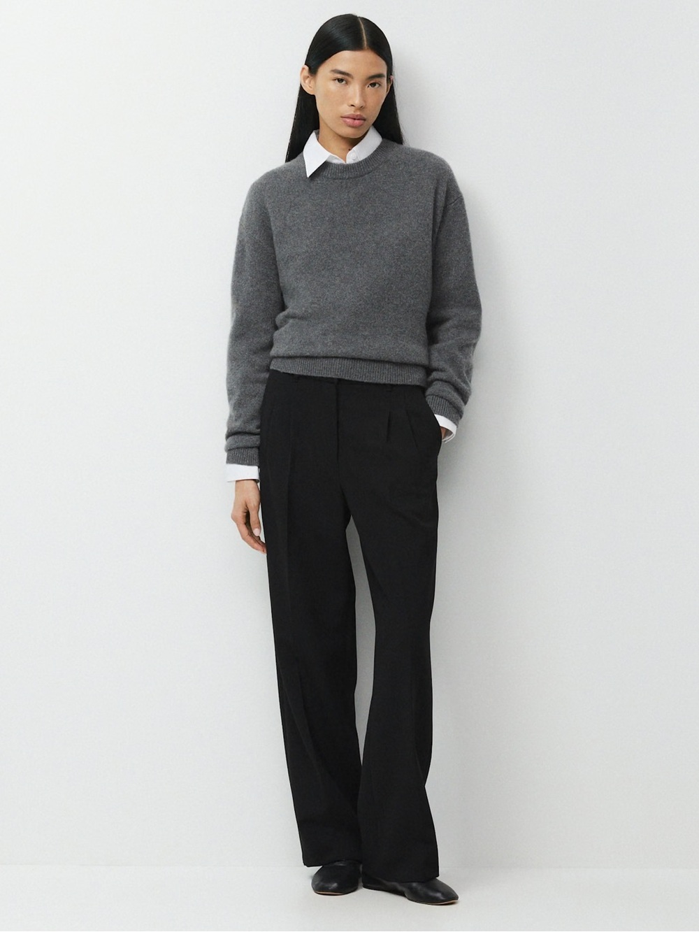 WILFRED • The Effortless Pant - Eversential™ in Black